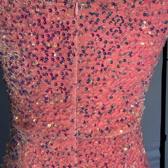 Faeriesty Dopamine XS Pink Crushed Velvet Bodycon Dress with Sequins, Front Slit - Picture 14 of 16